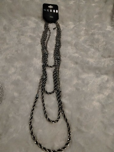 Cadena extensora de joyería Guess 18",22",26",30"" más 2"" tono plateado - Imagen 3 de 8