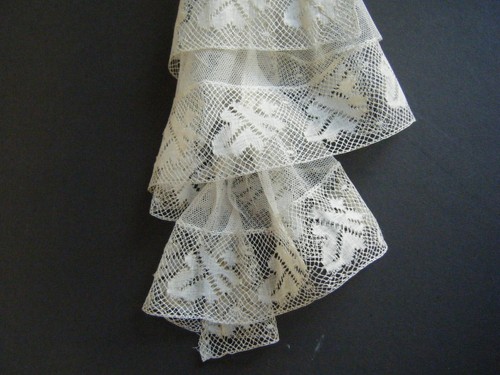 Antique JABOT Edwardian time handmade combo mesh lace and valenciennes lace - Picture 7 of 9