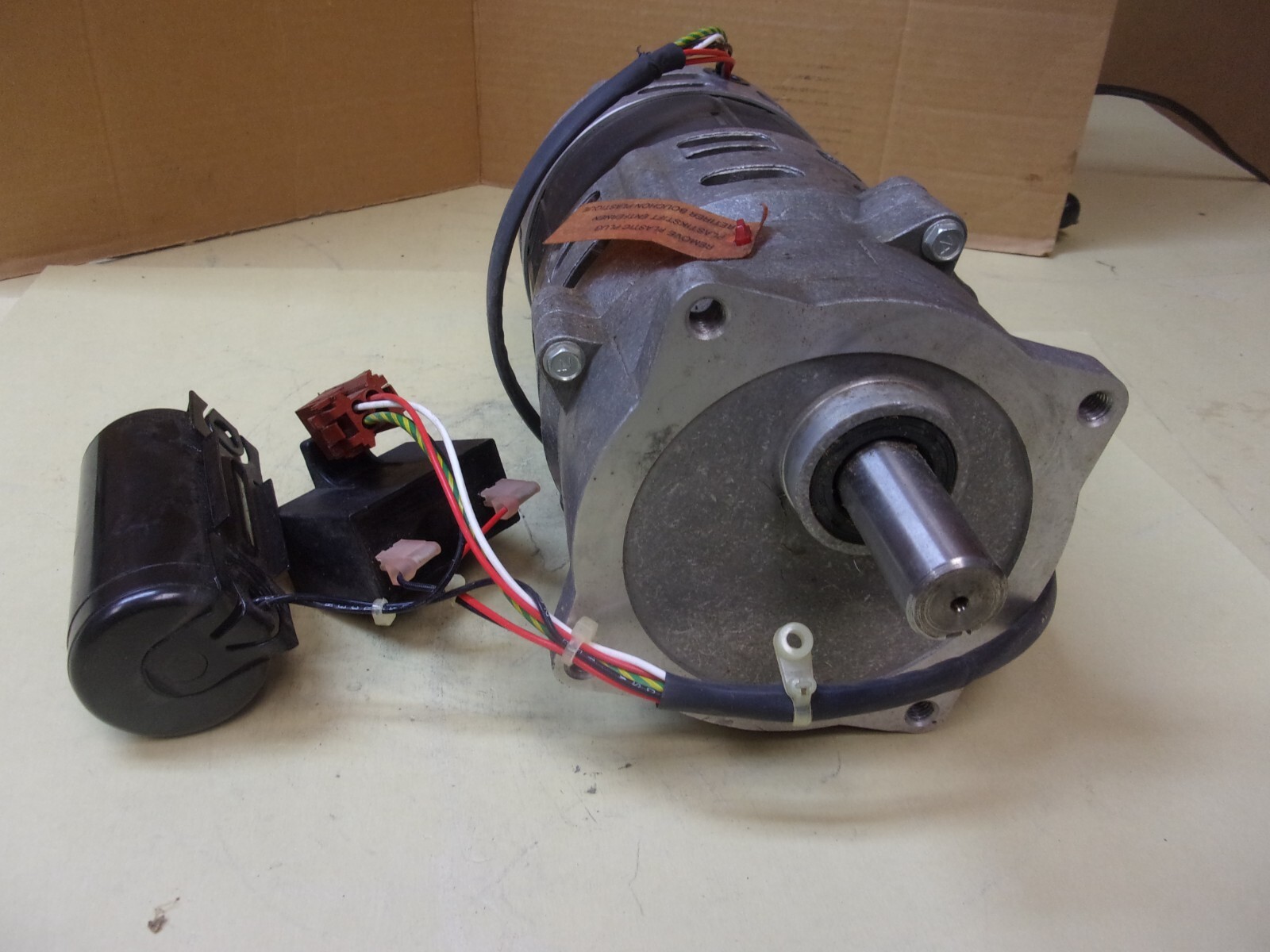 Bodine 44C5BVDY-Y3 Gear Motor 00629010 , 115V , 37.5/45 RPM