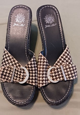 Yellow Box Women's Size 8 M Rhinestone Buckle Wedge Slip-on Sandals Herringbone