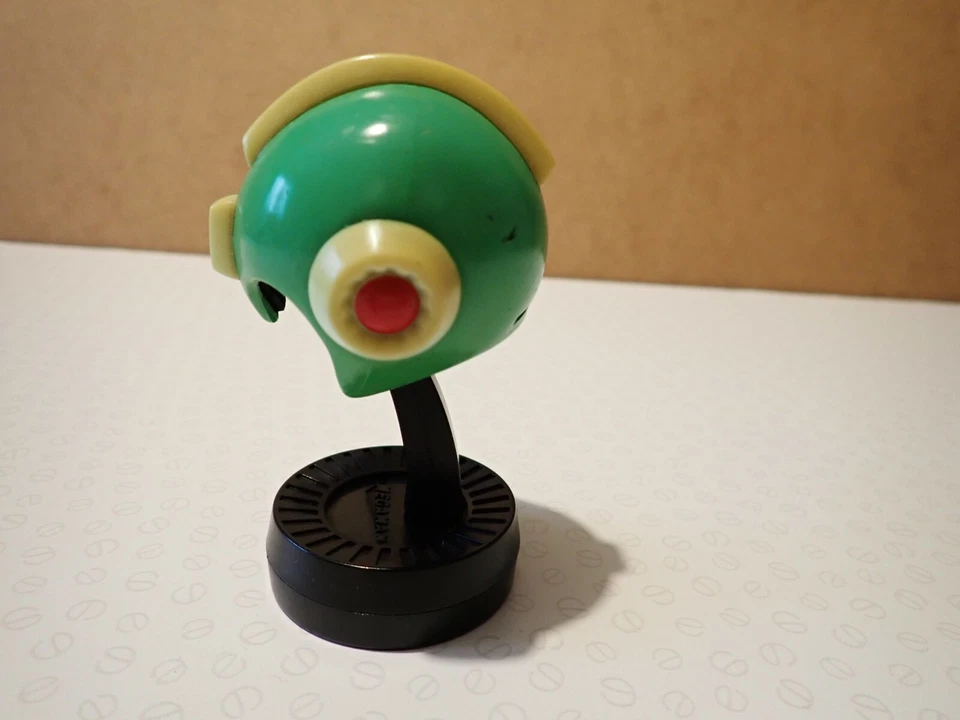 Capcom Megaman Green Helmet 4" high (T219) - Image 2 of 4