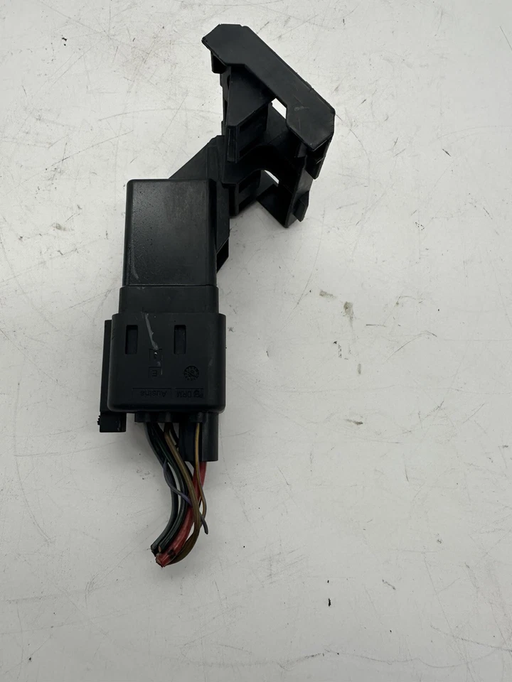 Volkswagen Jetta Sportwagen 2010-2014 2,0 L TDI controlador de bujía incandescente 03L 907 281 Foto 4 de 4