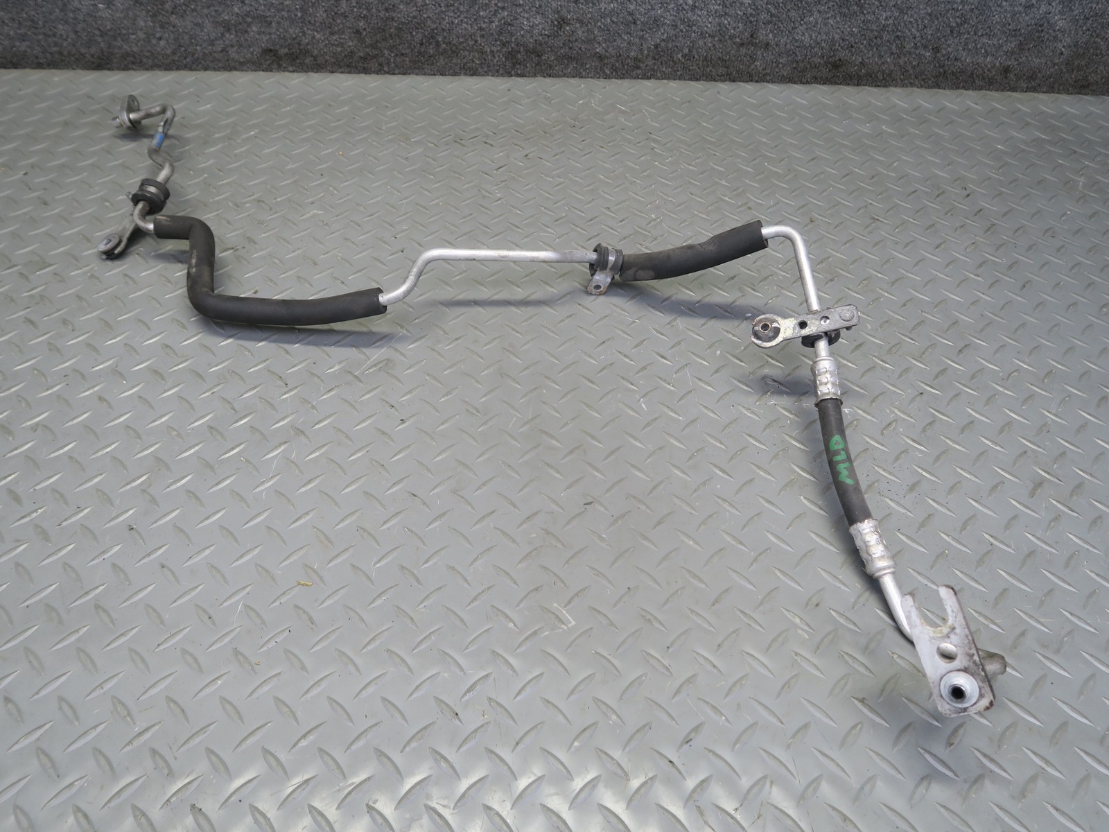 2017-2020 MASERATI LEVANTE M161 3.0L A/C AIR CONDITION HOSE PIPE LINE SET
