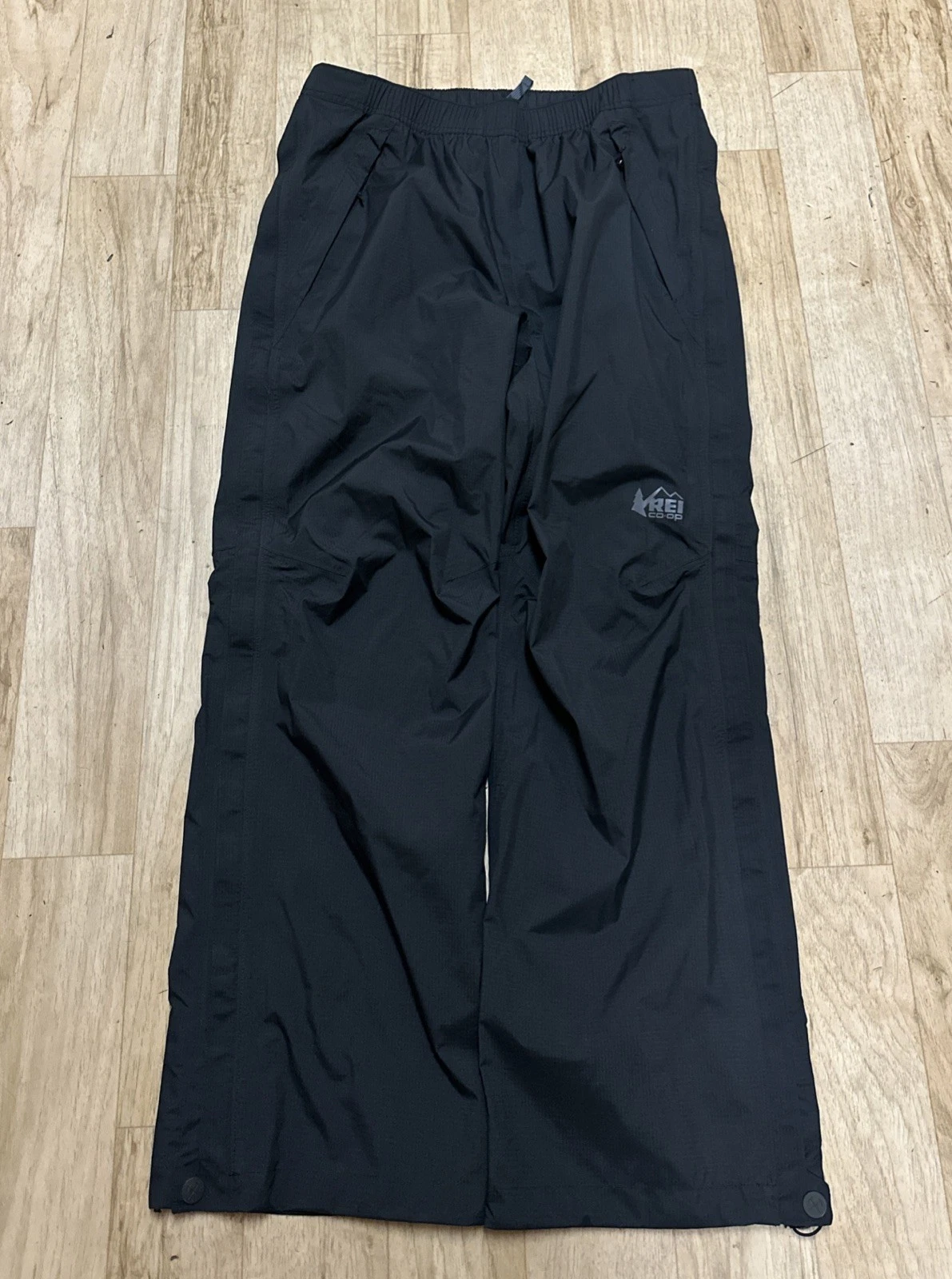 REI Co-op Rain Pants Mens Medium Short Peak 2.5L Waterproof Shell Hiking
Opens in a new window or ta
