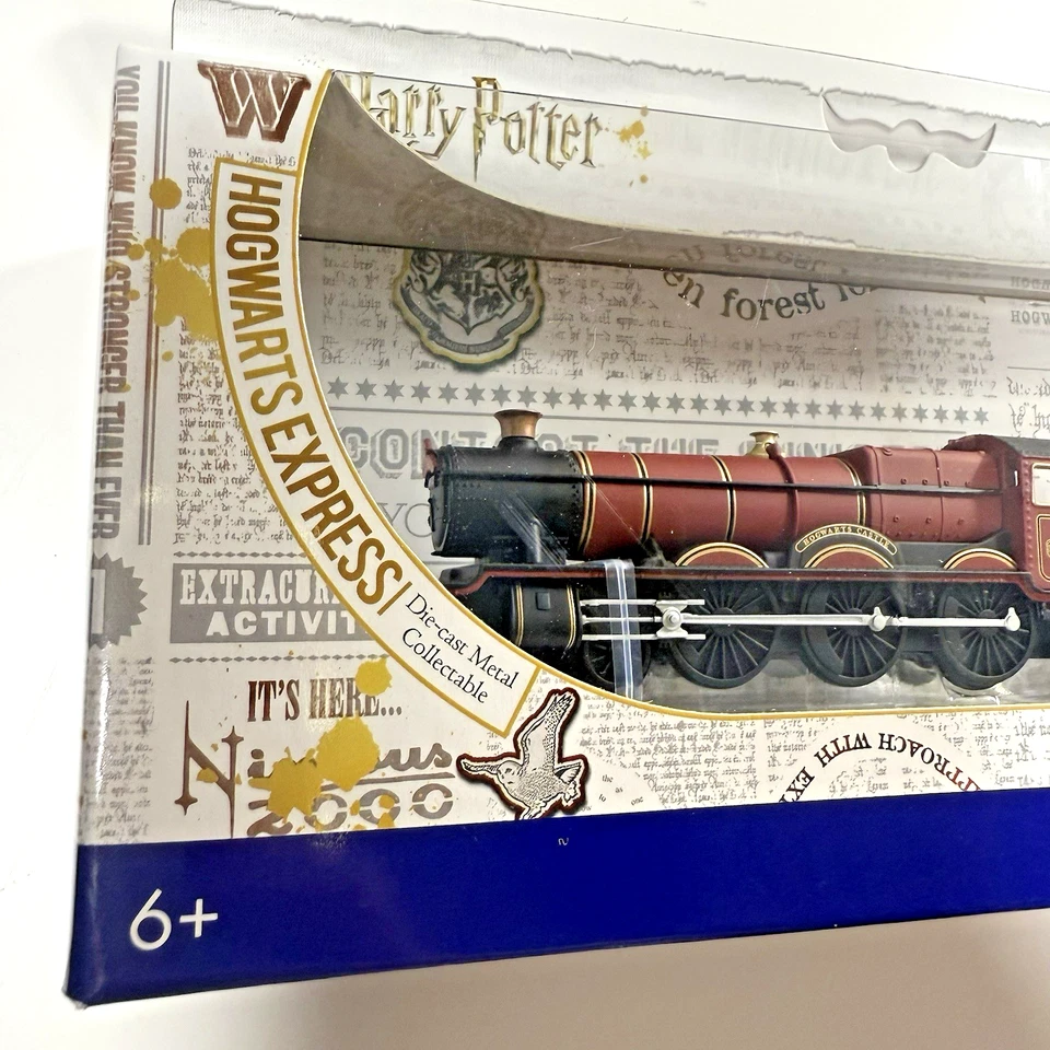 Harry Potter Hogwarts Express Die-cast Metal Collectible Train Corgi Age 6+ NEW - Image 4 of 4