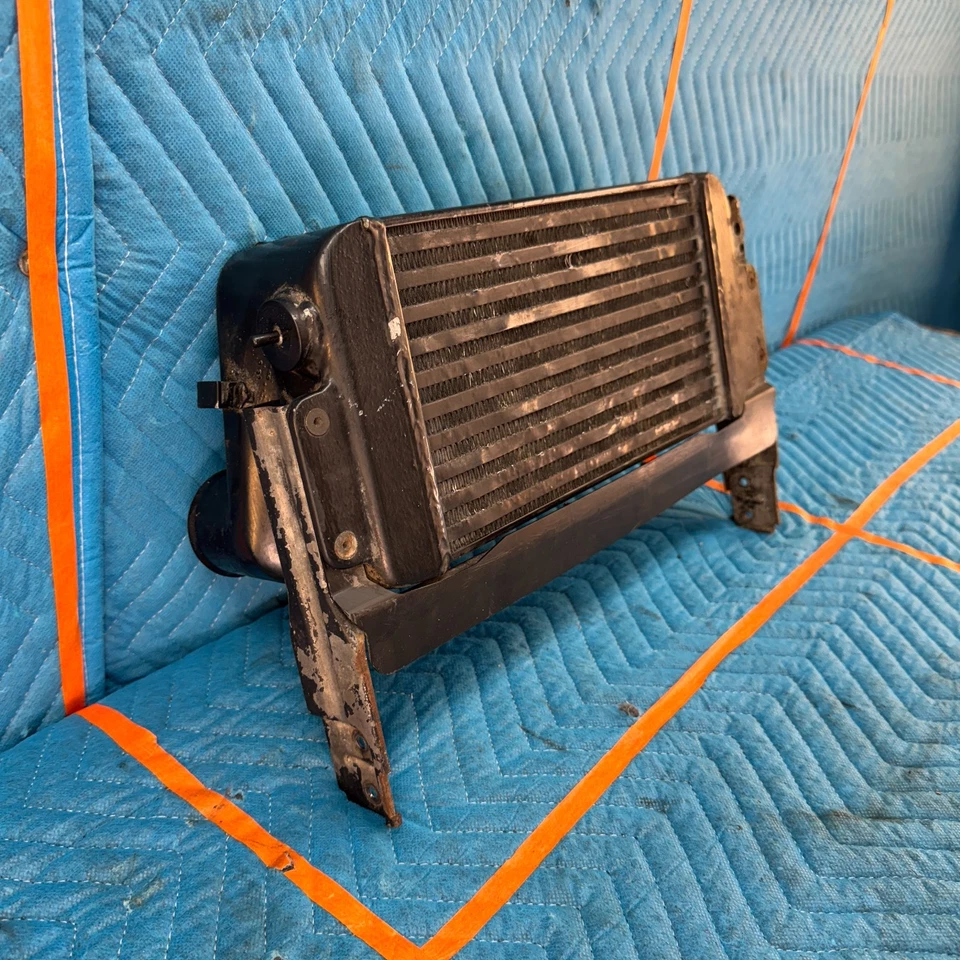 Intercooler CHRYSLER TC MASERATI 1989-1991 2,2 L Turbo 4401020 4307352 OEM Foto 3 de 4