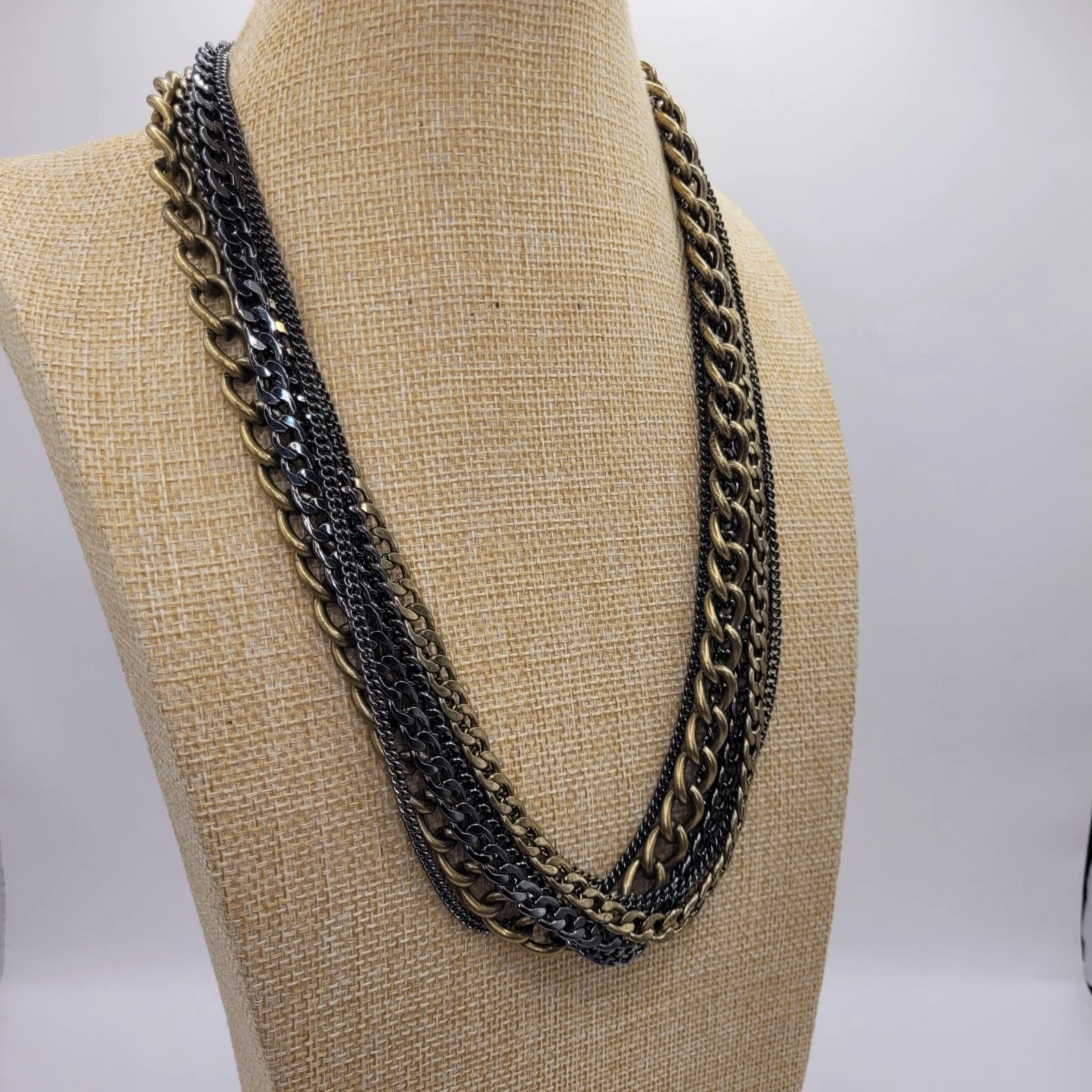 VETEMENTS Collana Premiere Designs catena pesante grossa multicolore oro nero 22"