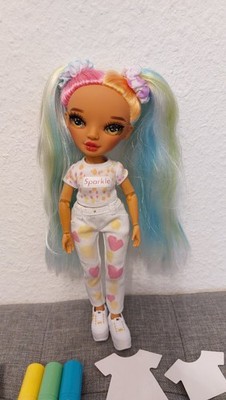 Rainbow High Color & Create Spielset mit Fashion Doll, grüne Auge