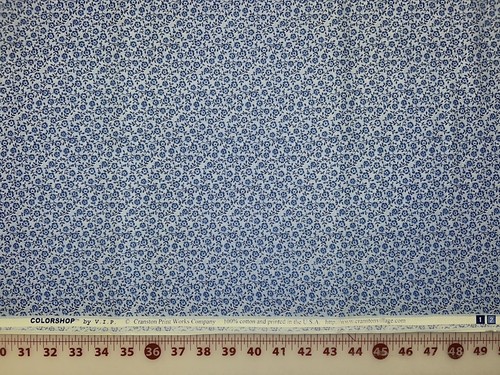 By 1/2 OOP ~2007 Yard Tiny Delicate Blue Flowers All Over Cranston Cotton Fabric - Picture 2 of 4