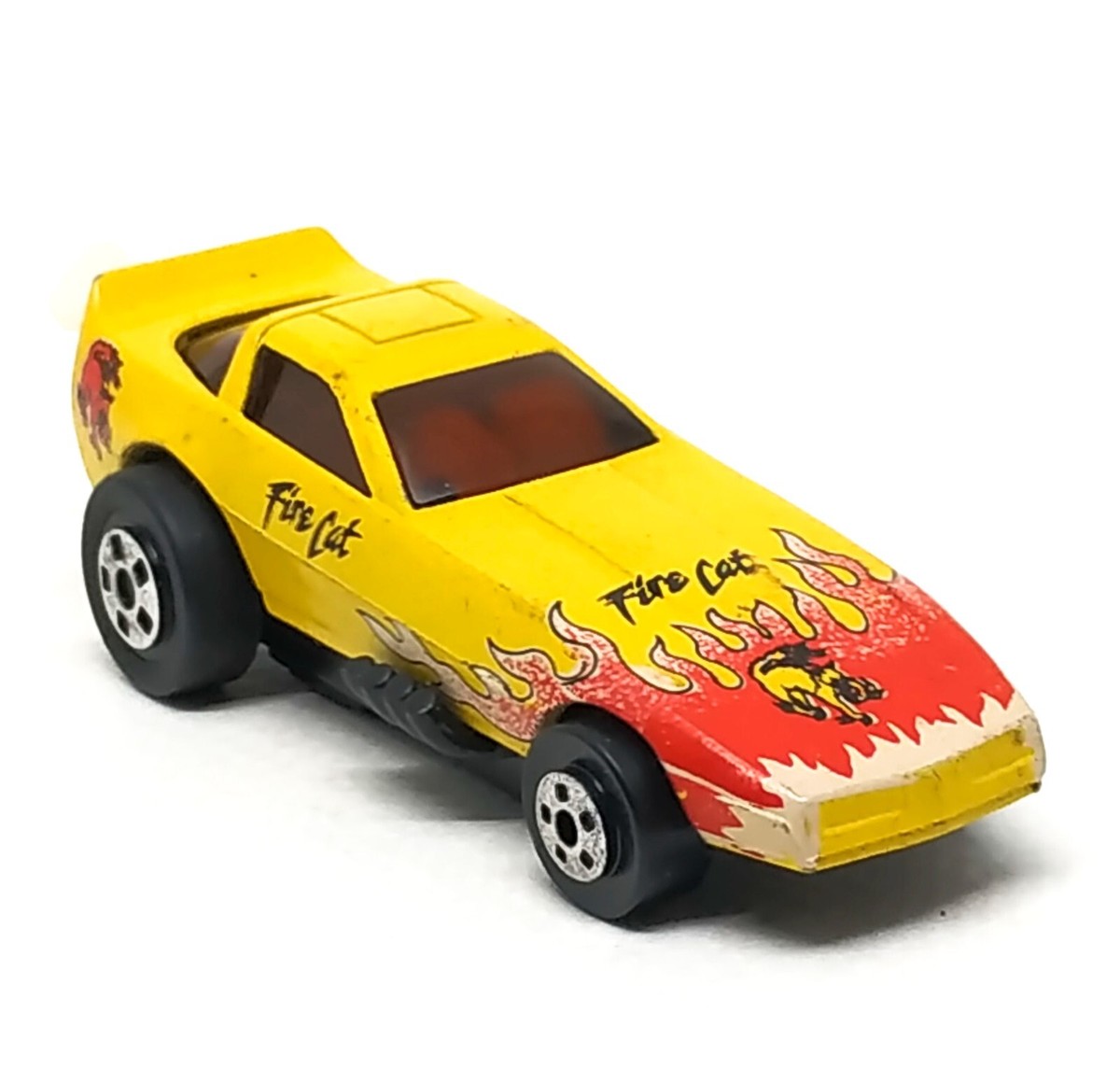 Road Champs Action Funny Car - Fire Cat Yellow 1:64 (3
