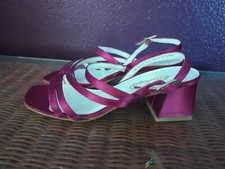 David  s Bridal Heels Azelea Size 7.