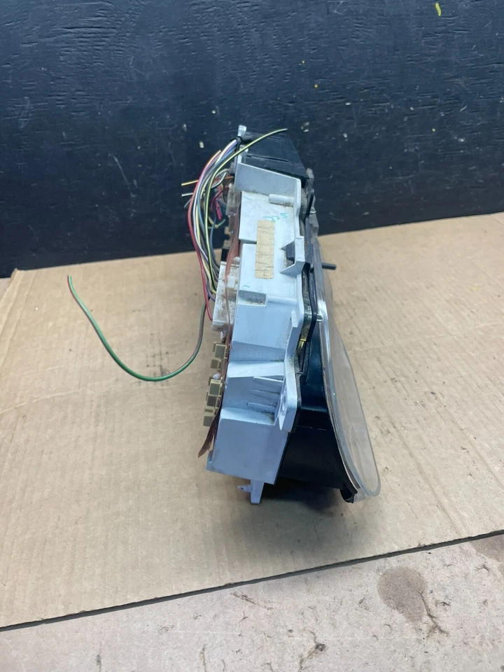 2001-2002 Ford Econoline E250 E350 Van Speedometer Instrument Cluster M4299 DG - Image 3 of 4