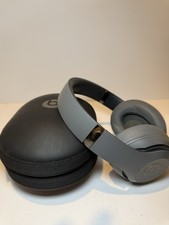 Beats Studio 3 Wireless With Case Pre Owned Good Condition Grey