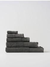 Linen House 550 GSM Eden Bath Towel (Charcoal) - 69x139cm