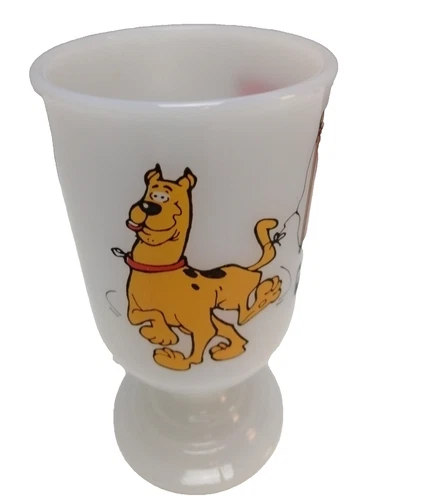 Vintage Carowinds Scooby Doo Milk Glass Pedestal Mug Hanna Barbera