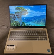 HP 15.6  Laptop   16GB RAM / 1TB SSD   Fast  Clean