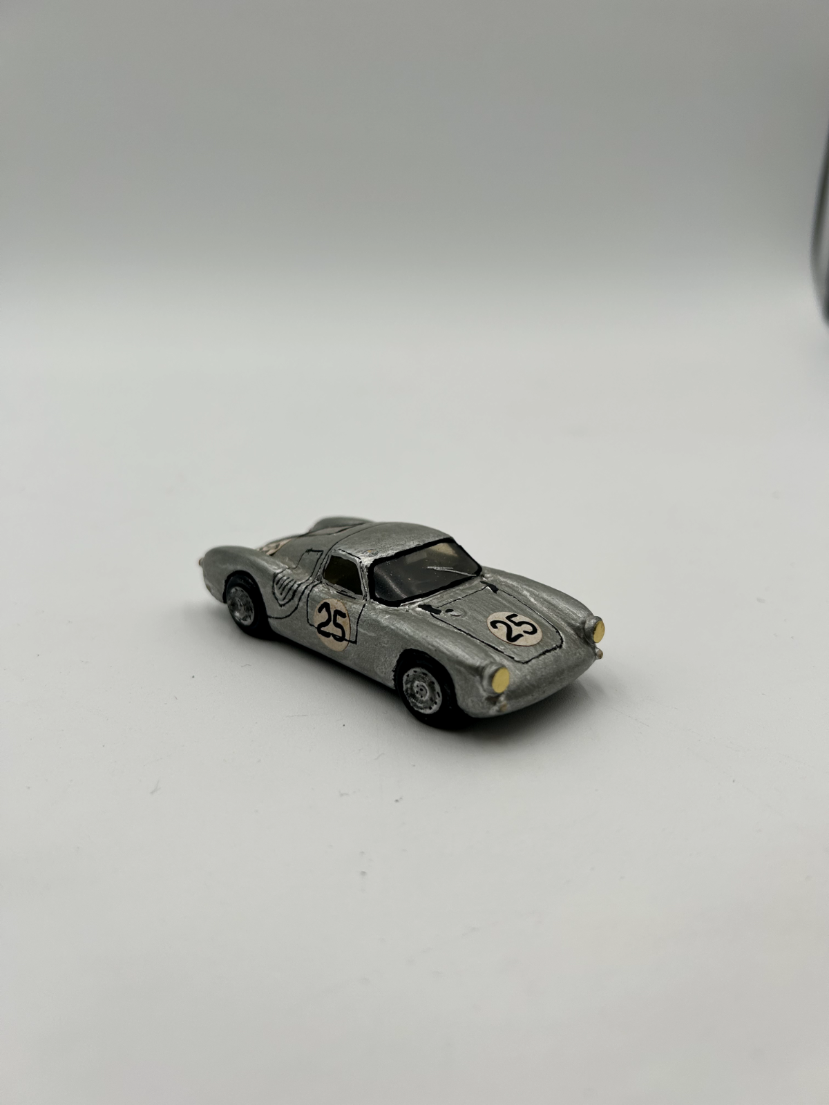 Picture 2 of 8