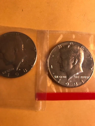 1981 P+D KENNEDY HALF UNCIRCULATED STILL IN MINT CELLO L@@K