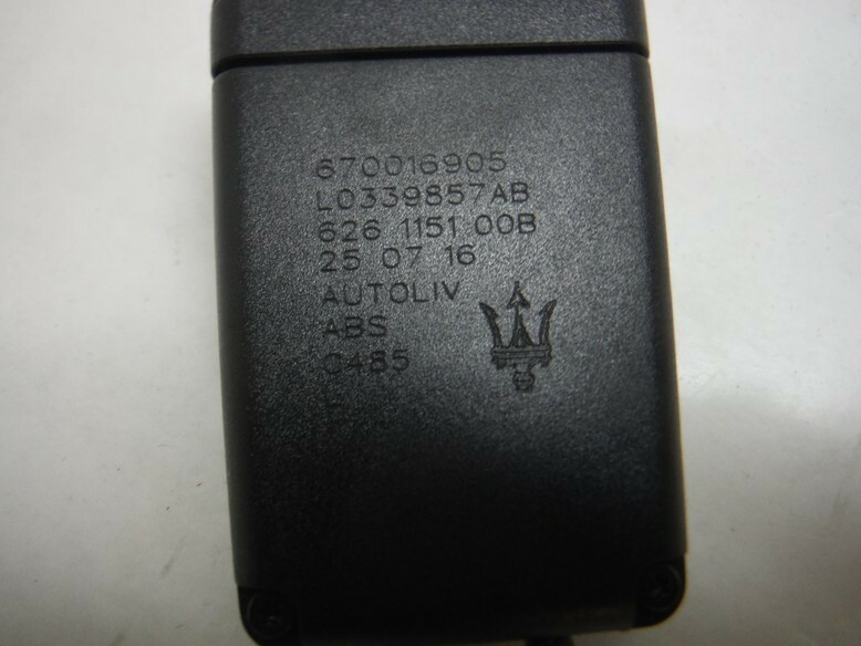 2014-2019 MASERATI GHIBLI SEAT BELT BUCKLE OEM 670016905