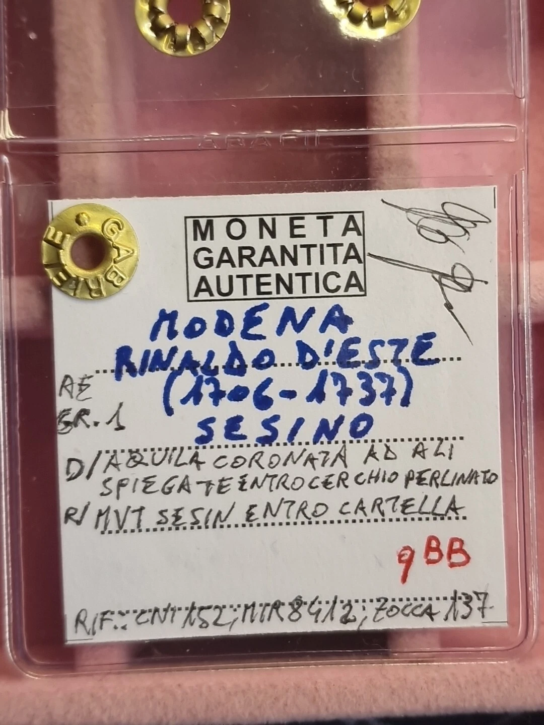 Foto 3 di 18