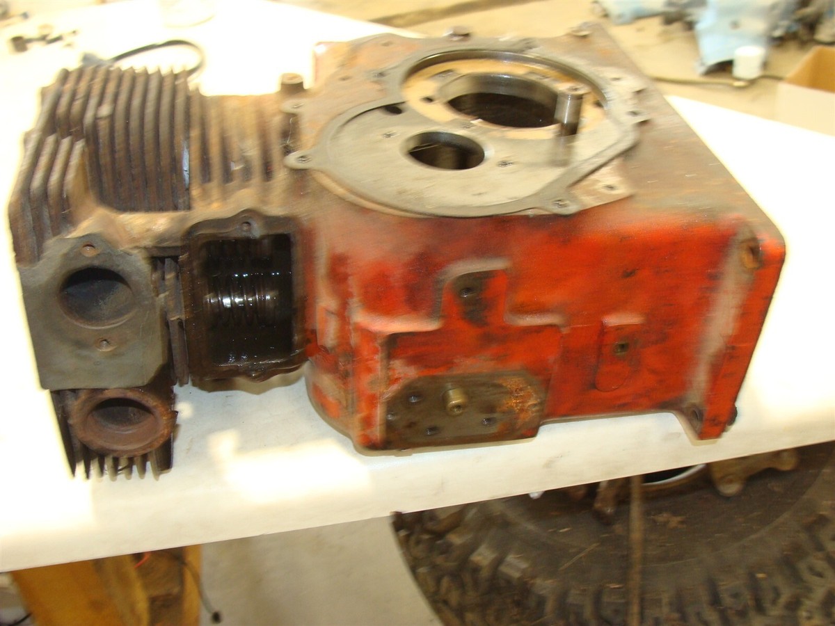 TORO Briggs & Stratton 16hp 326437 crankcase cylinder block engine