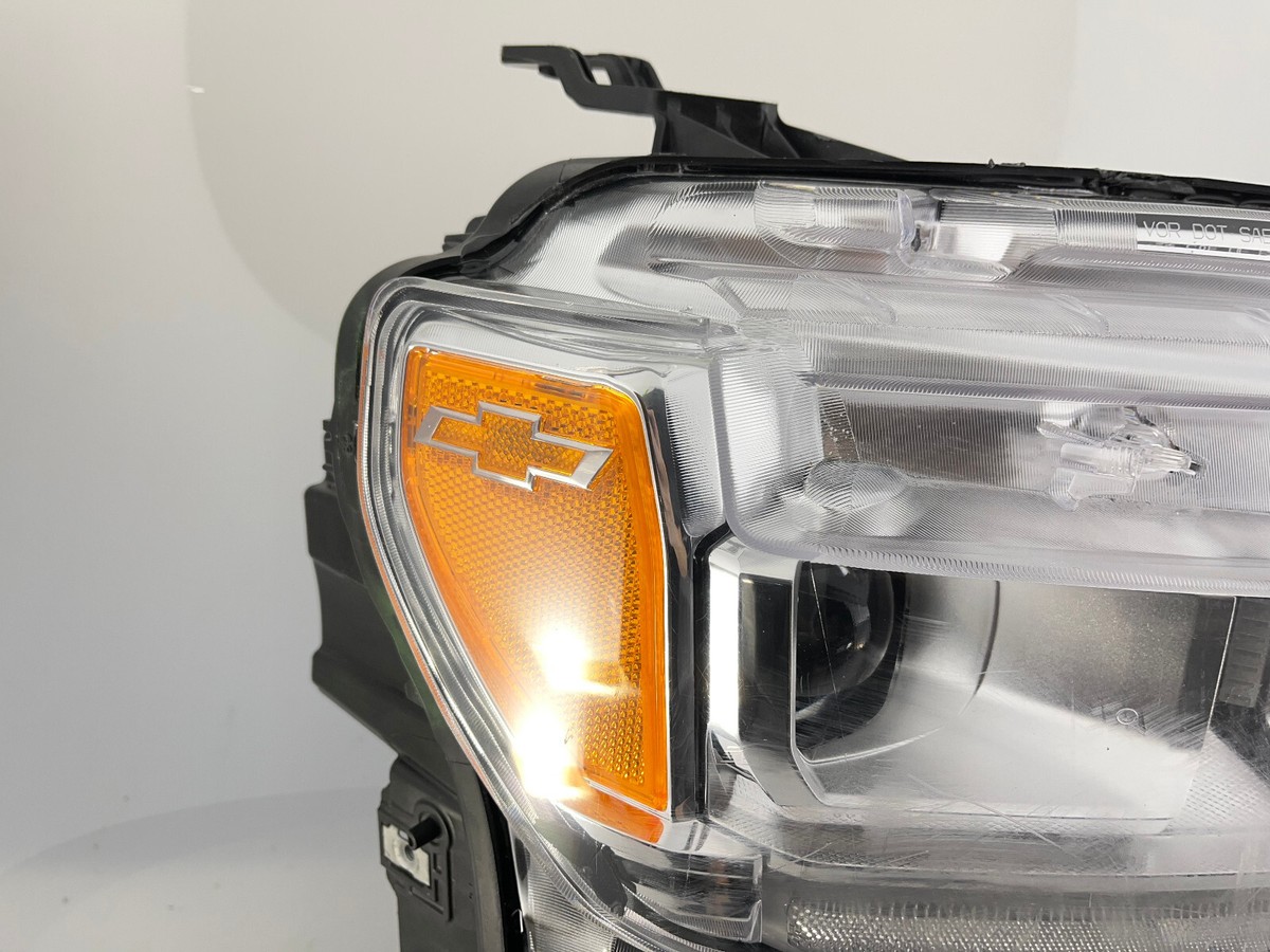 OEM | 2022 -- 2024 Chevy Silverado 1500 Full LED Headlight