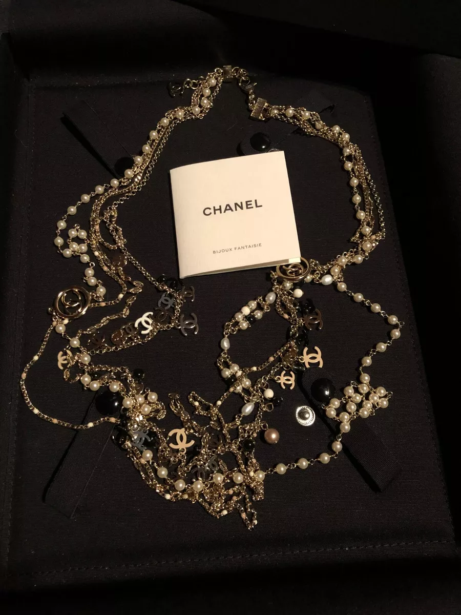 Real vs. Fake Chanel A63084 Crystals Earrings