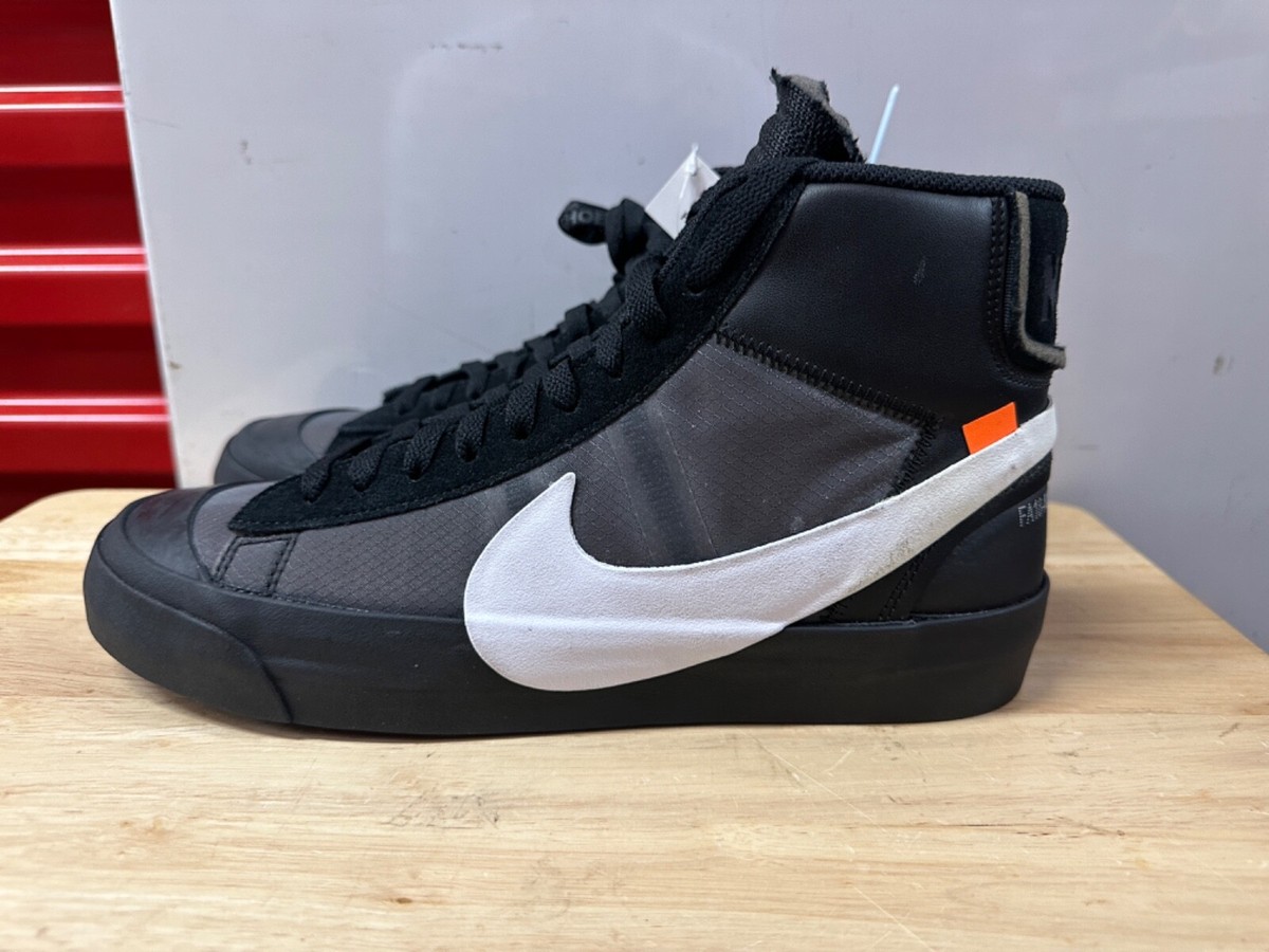 black off white blazer