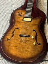 Guitarra eléctrica de jazz Godin Multiac Jazz SA diapasón de ébano con tapa de arce flameado
