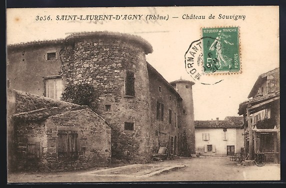 Old postcard Saint-Laurent-d'Agny, Château de Souvigny 1921 