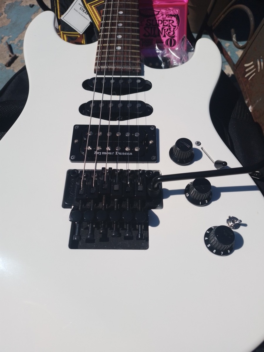Fender HM Heavy Metal Strat 2020 Limited Japan Extras Excellent