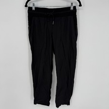 LULULEMON CROPPED BLACK DANCE STUDIO FLAWED SIZE 6