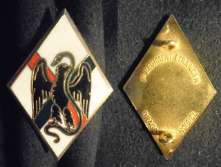 INSIGNE MILITAIRE – LÉGION 1° RÉGIMENT ÉTRANGER DRAGO NOISIEL NOM DU CORPS