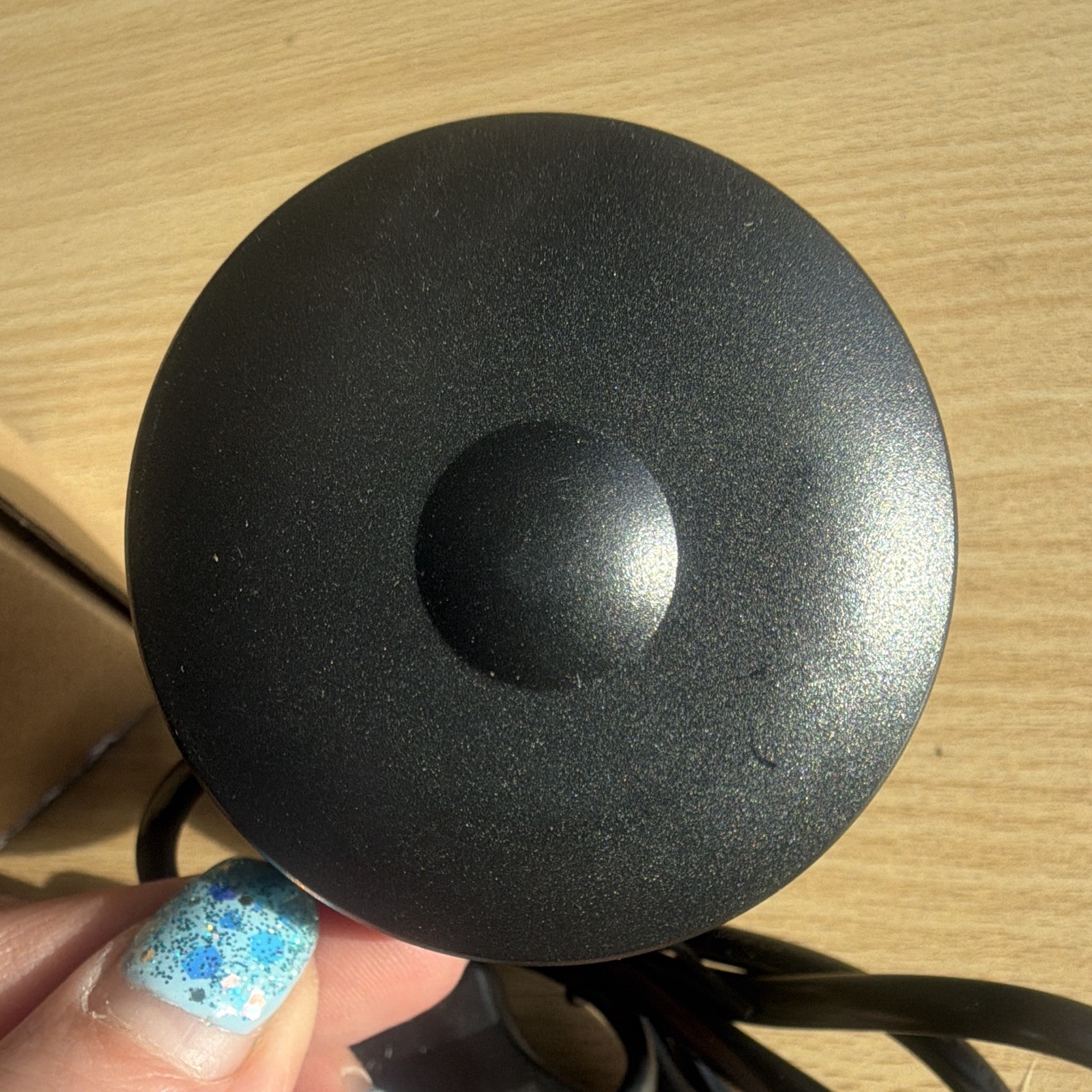 Ermorgen Qi Wireless Charging Pad UK Plug 1.2m Cable Black HS-Y032 image 6