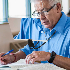 5X Upgrade Large Magnifying Glass for Reading Hands-Free Flexible Gooseneck Magn