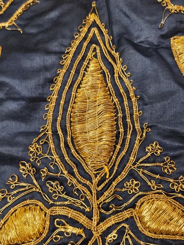 Antique Middle Eastern Embroidered Gold Tree Blue Gilt Thread 16" X 25" Tapestry - Picture 3 of 12