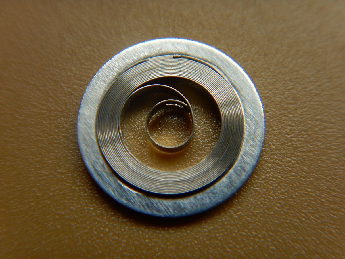 Ressort De Remontoir (Mainspring) Pour Montre - Type Jaeger 478 à Ailette - Neuf