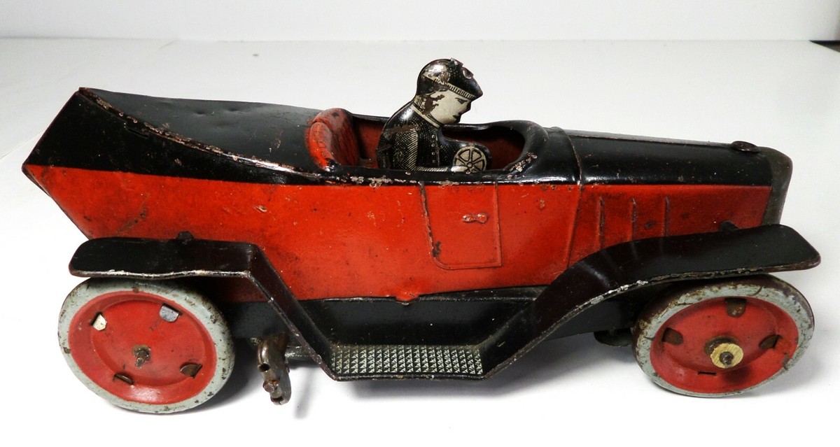 Vintage G & K Greppert & Kelch Tin Litho Windup Boat Tail Botel