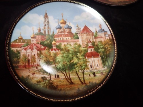 lot of 3 Bradex listed Russian Collector Plates with Precious Metal Pigments 8" - Picture 4 of 9
