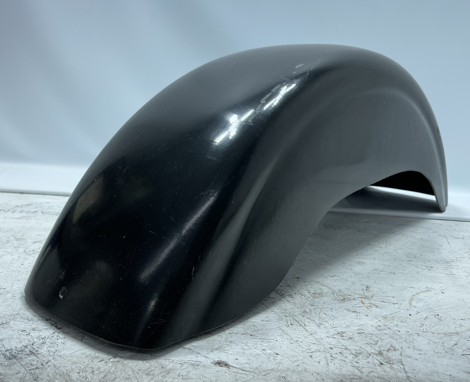 NOS ARLEN NESS 8 INCH WIDE REAR FIBERGLASS FENDER 06193 HARLEY CUSTOM