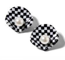 Lele Sadoughi Clamshell Earrings