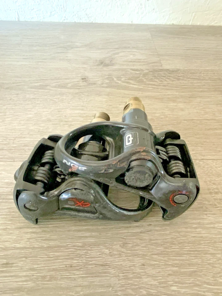 LOOK CX6 CARBON TITANIUM CLIPLESS PEDALS NO CLEATS BLACK 308 GRAMS - image 3 of 4