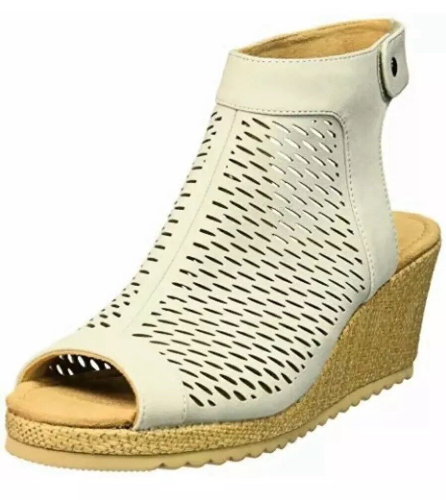 skechers monarch wedge