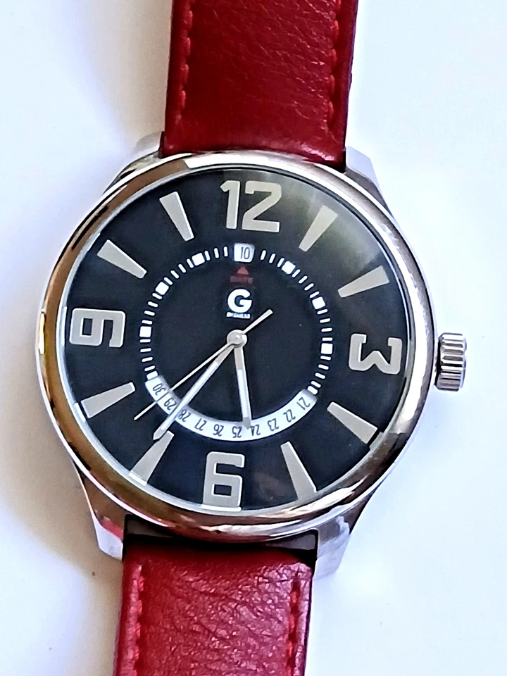 MICHAEL KORS  MK5902 48 mm Maroon Band Lady's Watch - image 3 of 3