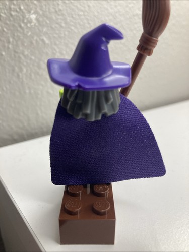 LEGO Wacky Witch minifigure 71010 CMF Series 13 - Picture 3 of 5