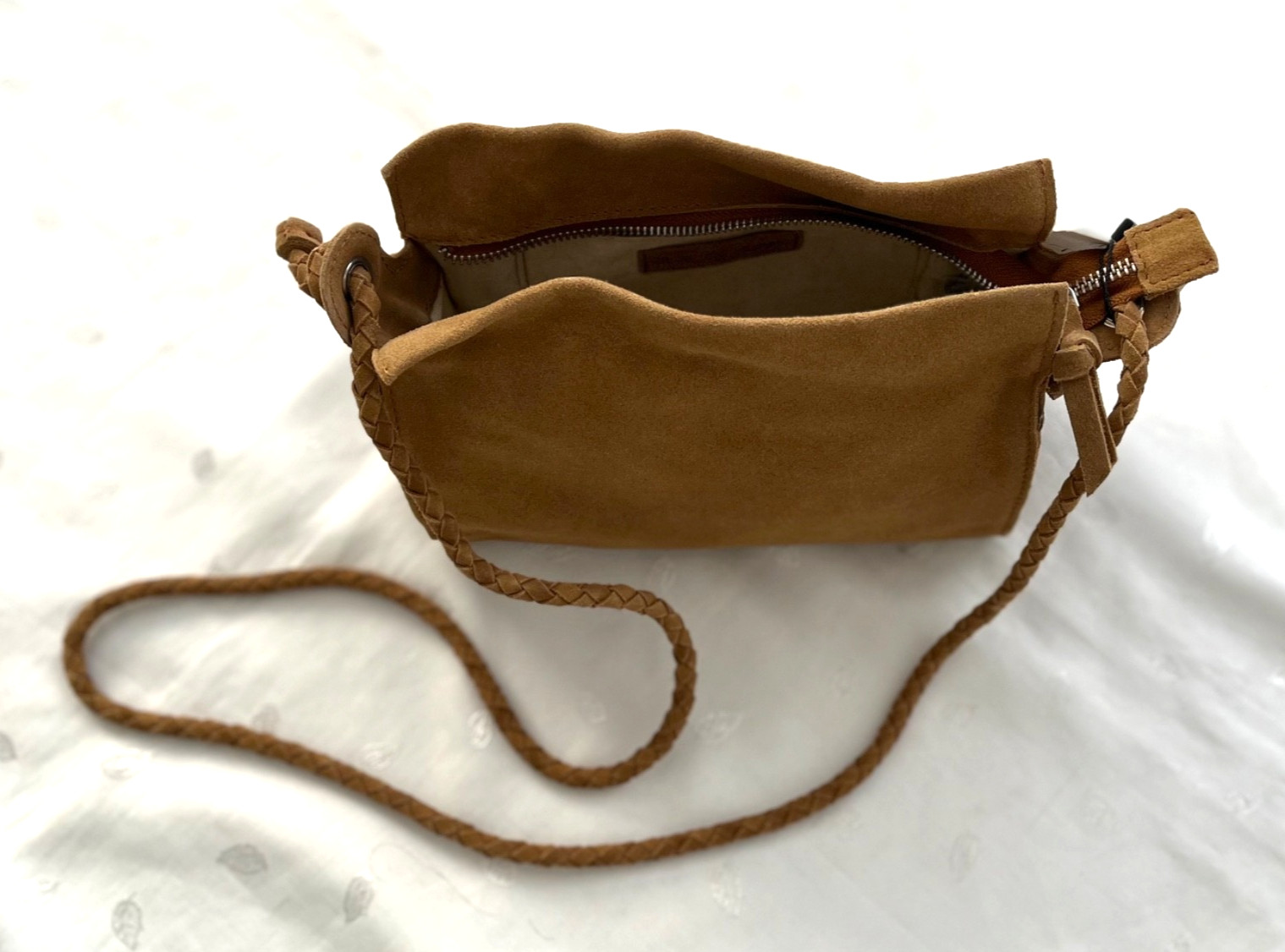 NWT ZARA 100% Leather  Suede Bag in Brown Camel Size 9" (W) x 6.5" (H) x 3" (D) thumbnail 9