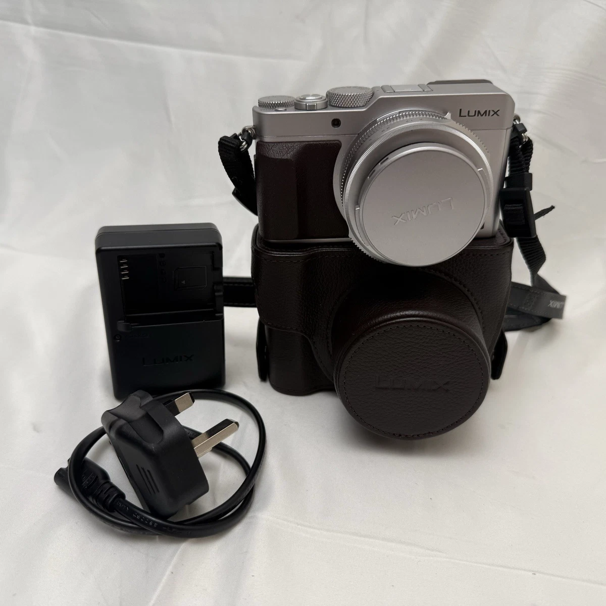 Panasonic LUMIX LX100 Digital Cameras for Sale | Shop New & Used