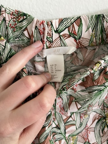 H & M Tunic Dress Size US 4 UK 36 Short Sleeve Off-shoulder Leaf Print Beige - Picture 3 of 7