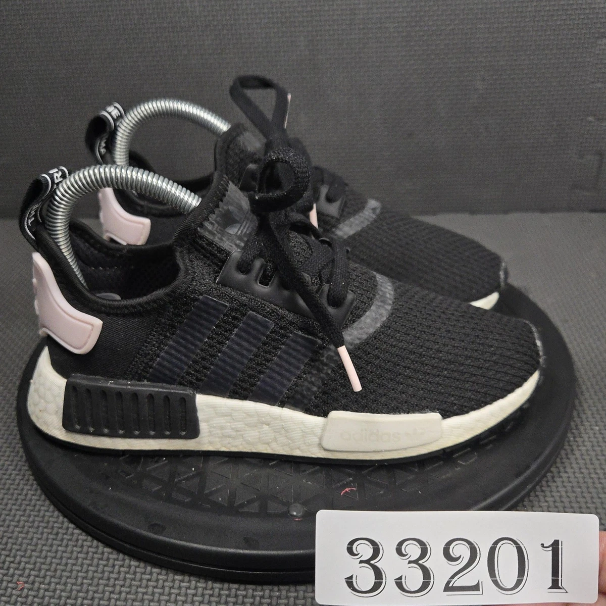 adidas gazelle silver green womens Adidas NMD R1 Negras (W) – archangelauthentics main image 1