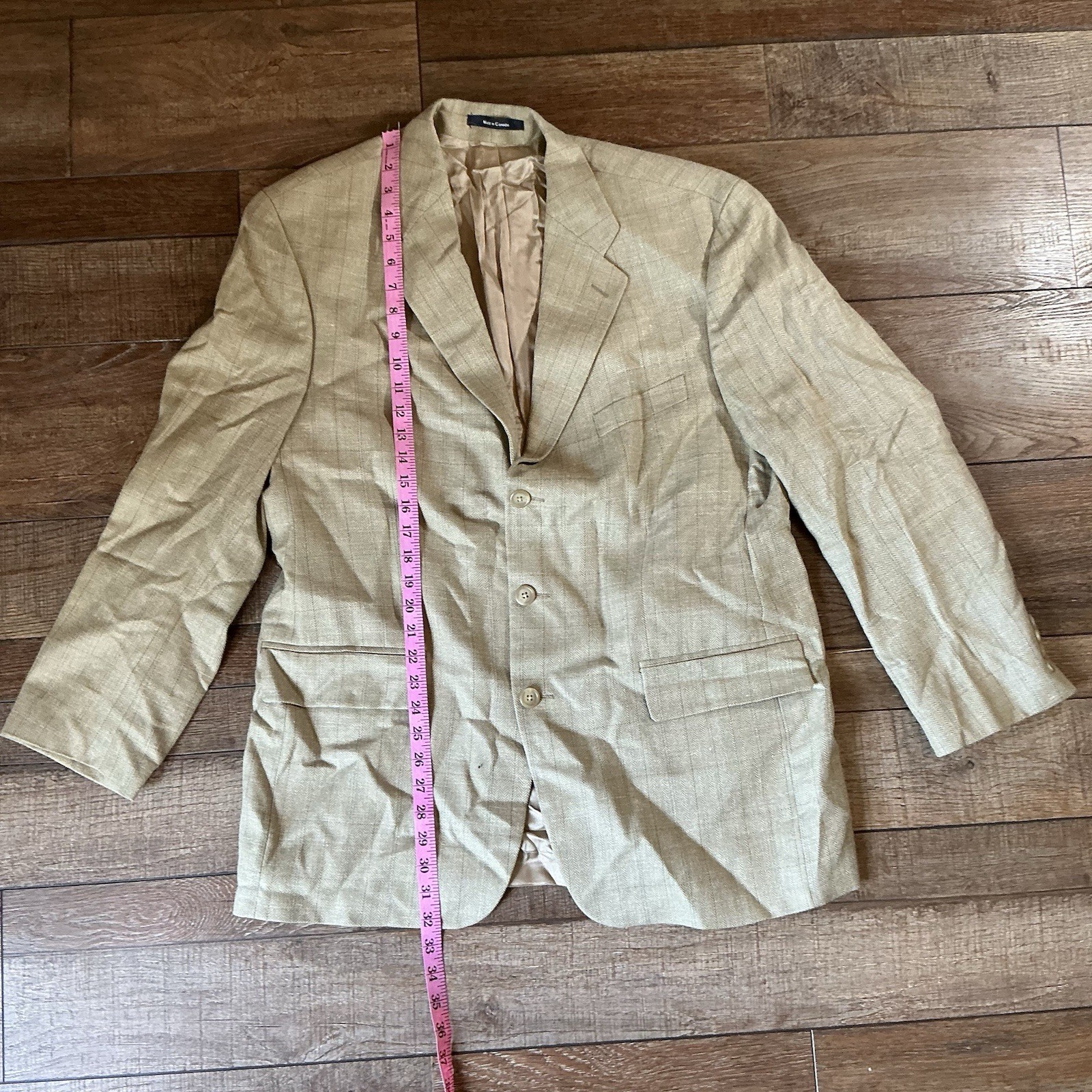Picture 1 of 10